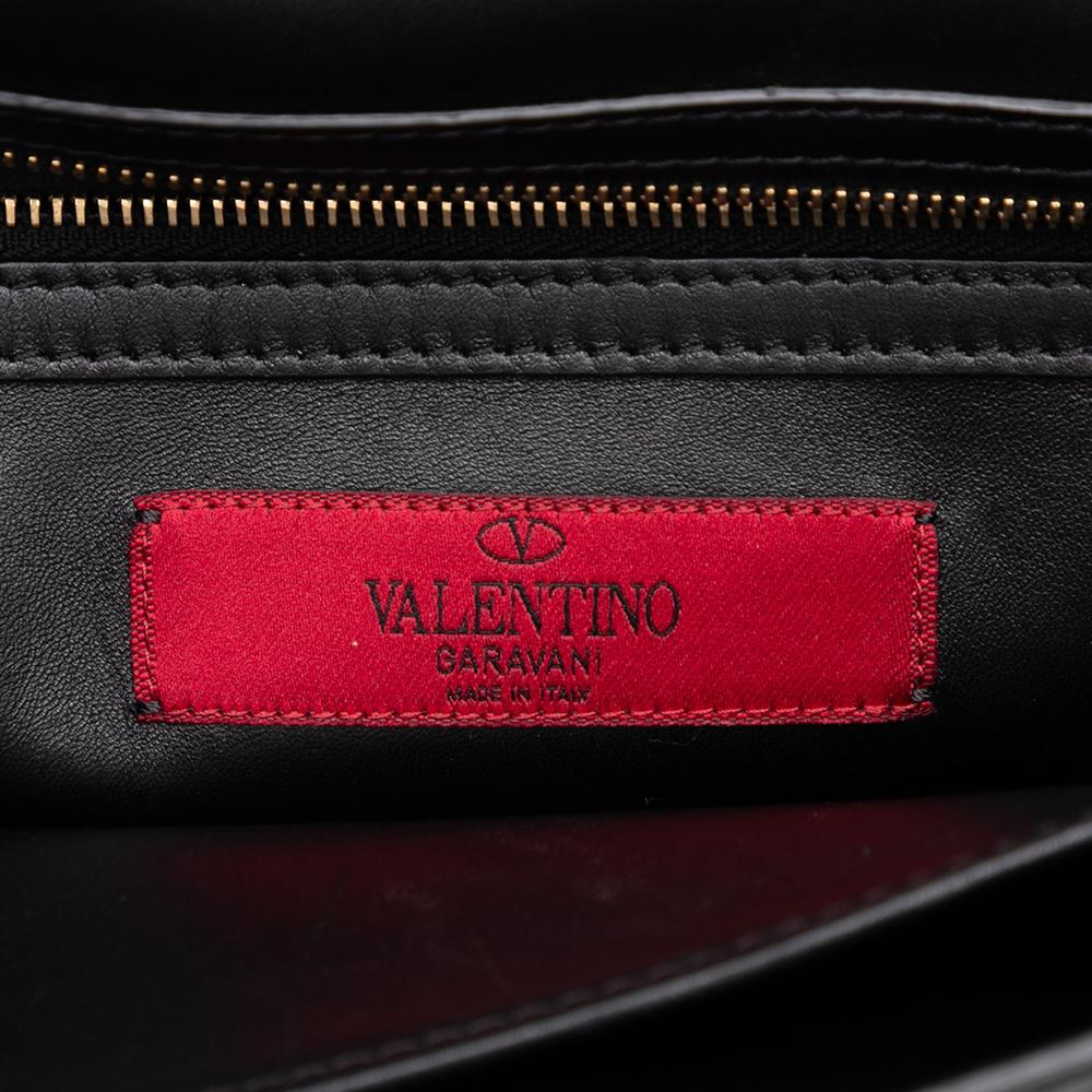 Valentino B Valentino Black Calf Leather skin Rockstud Wristlet Clutch Italy