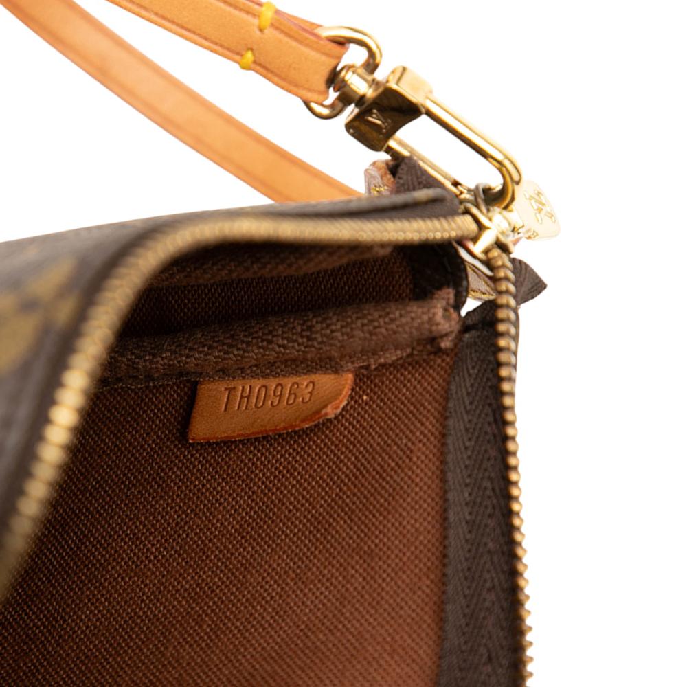 Louis Vuitton B Louis Vuitton Brown Monogram Canvas Fabric Monogram Pochette Accessoires France