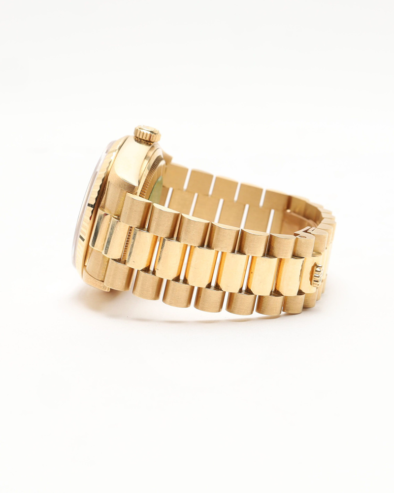 Rolex Day-Date 36mm Very Rare Aventurine 1987 Full Set Watch