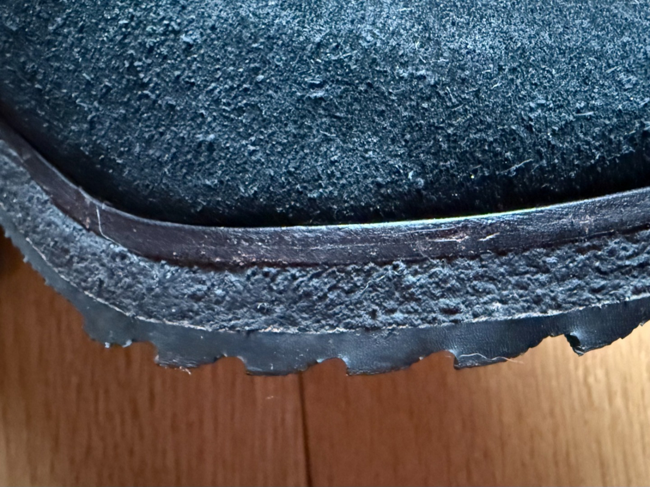 Prada Bottines à lacets en daim!~