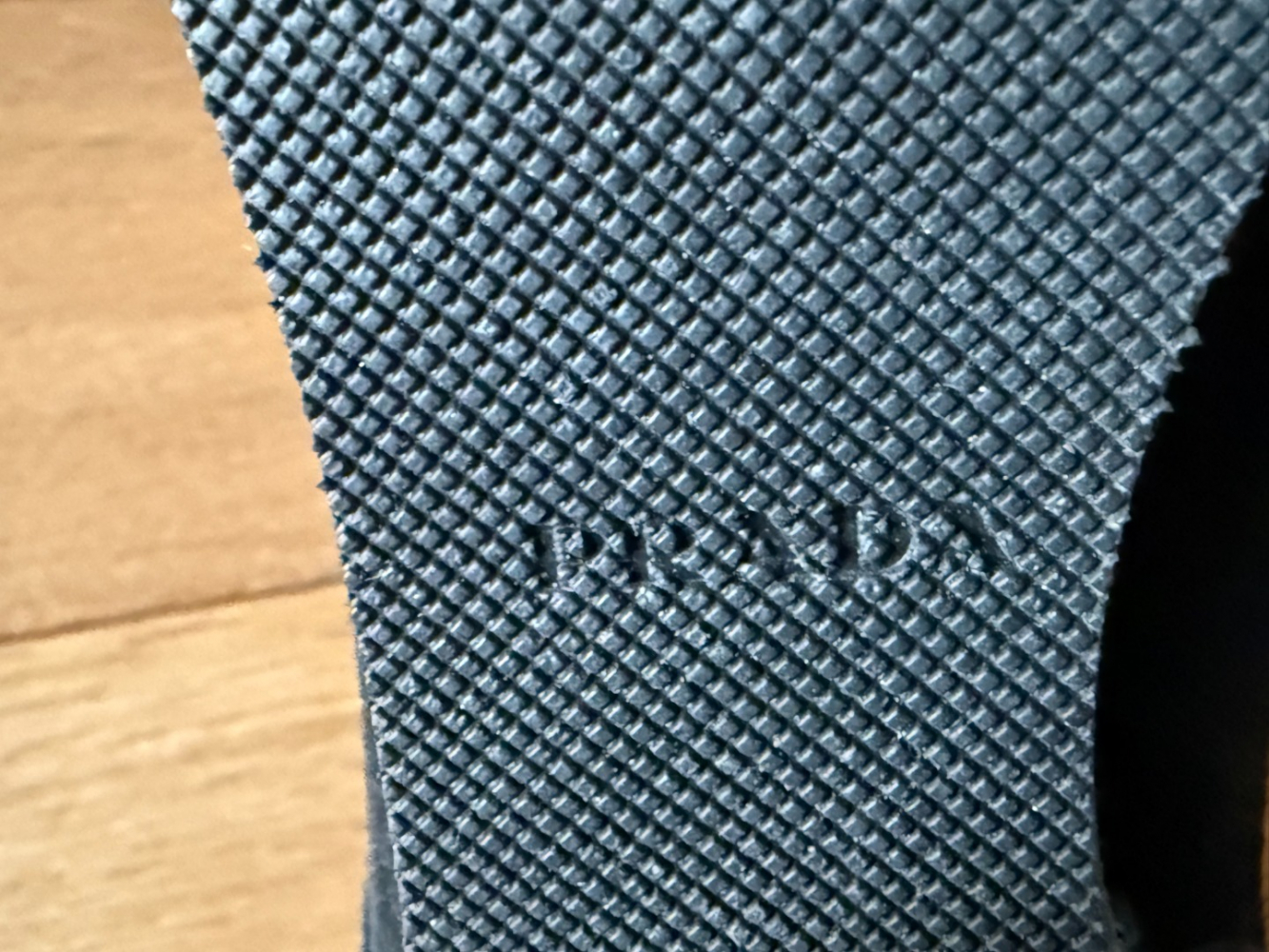 Prada Bottines à lacets en daim!~