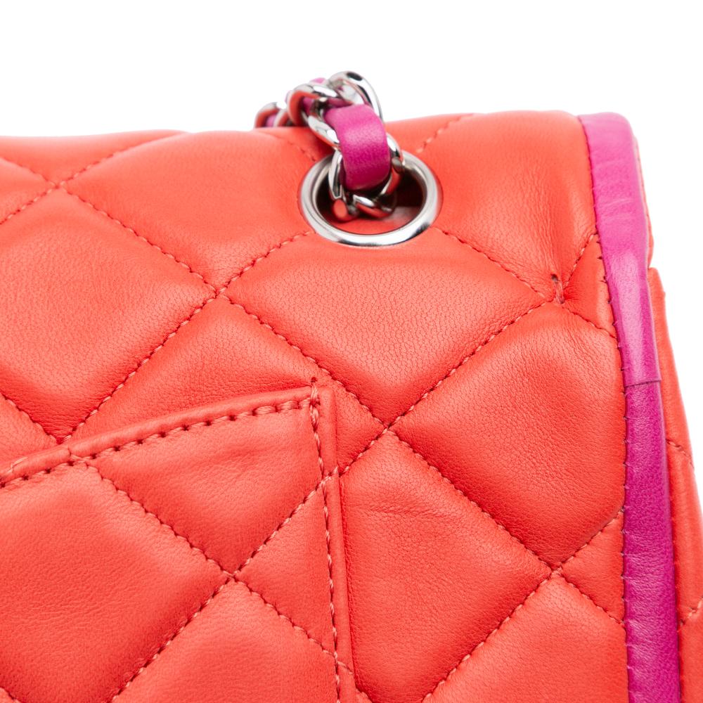 Chanel B Chanel Red Lambskin Leather Leather Medium Classic Bicolor Lambskin Double Flap France