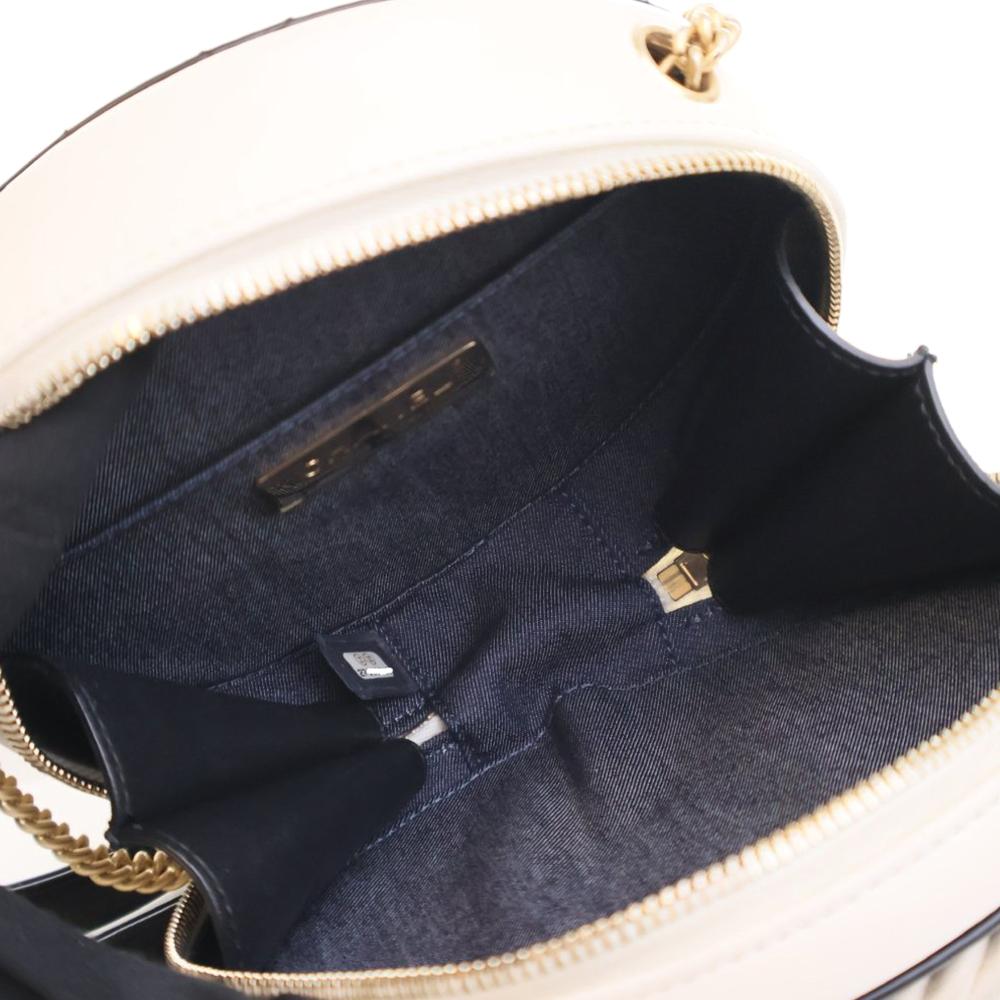 Chanel AB Chanel Black with White Ivory Calf Leather Crumpled skin En Vogue Round Bag France