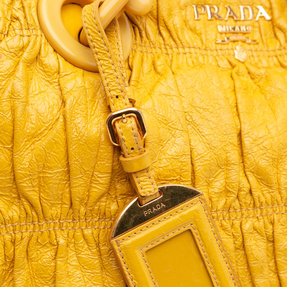 Prada B Prada Yellow Patent Leather Leather Vernice Gaufre Chain Tote Italy