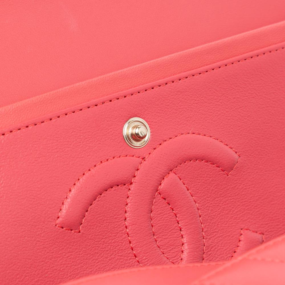 Chanel B Chanel Pink Blush Lambskin Leather Leather Medium Classic Chevron Lambskin Double Flap France