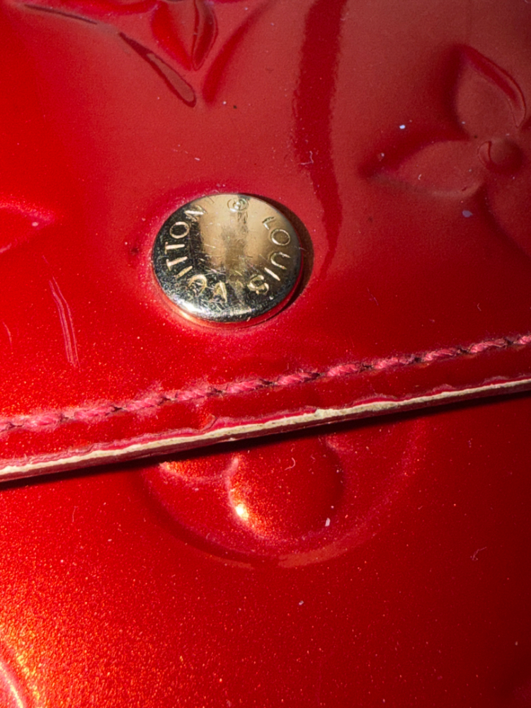 Louis Vuitton Monogram Sarah Vernis Wallet