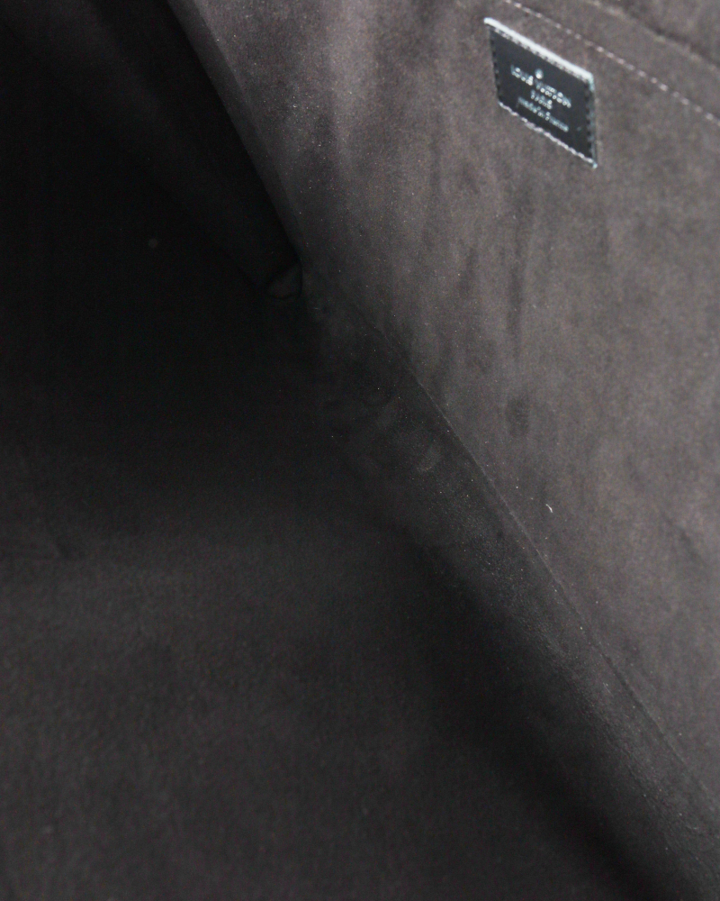 Louis Vuitton EPI Laptop Case, size 16-Inch