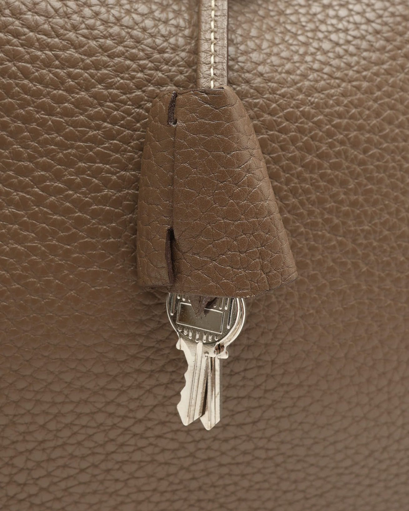 Hermès Etoupe Clemence Victoria 35 Weekend Bag