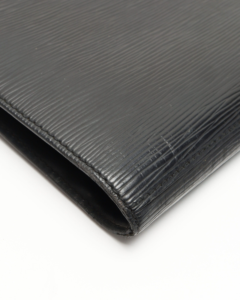 Louis Vuitton EPI Laptop Case, size 17-Inch