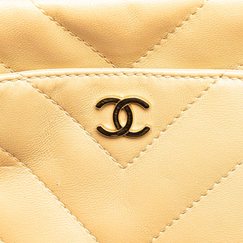 Chanel B Chanel Brown Beige Lambskin Leather Leather CC Chevron Quilted Lambskin Chain Shoulder Bag Italy
