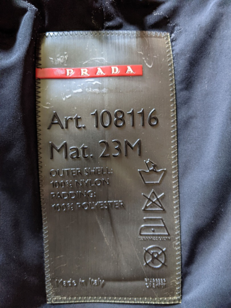 Prada Veste chaude et imperméable 38