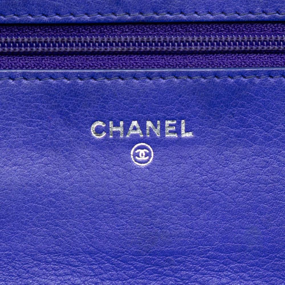 Chanel B Chanel Blue Calf Leather CC Quilted skin Fancy Wallet On Chain Italy