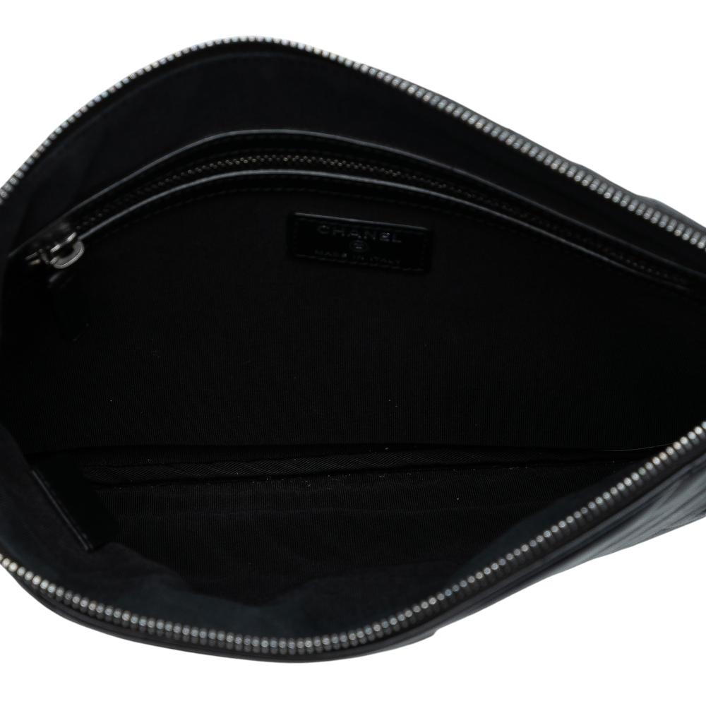 Chanel AB Chanel Black Calf Leather Medium Diagonal Chevron skin Tassel O Case Clutch Italy