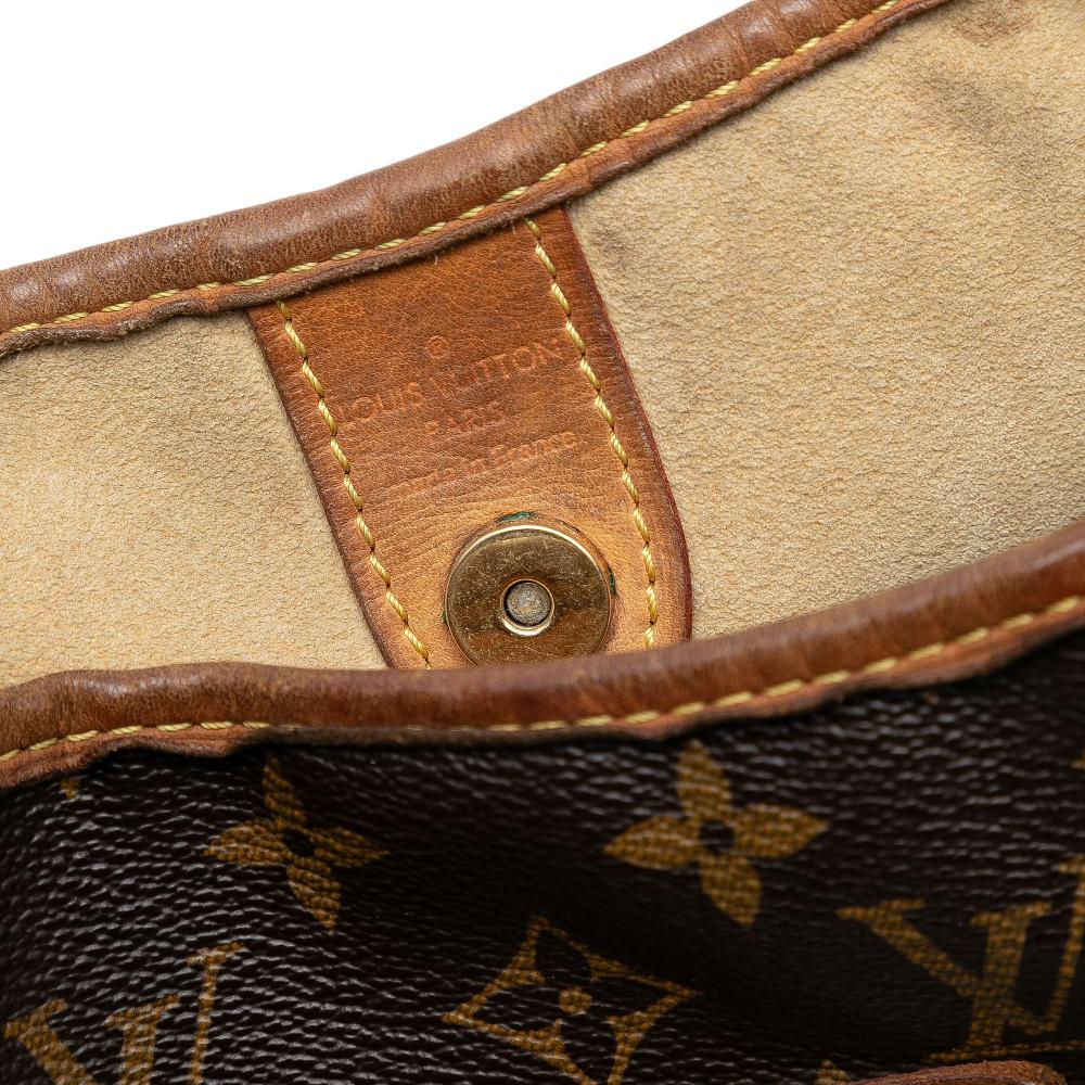 Louis Vuitton B Louis Vuitton Brown Monogram Canvas Fabric Monogram Galliera PM France