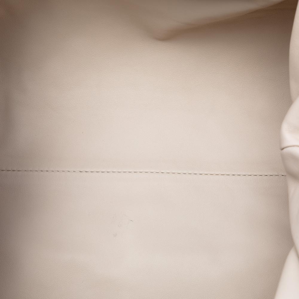 Bottega Veneta AB Bottega Veneta White Off White Lambskin Leather Leather Lambskin The Pouch Italy