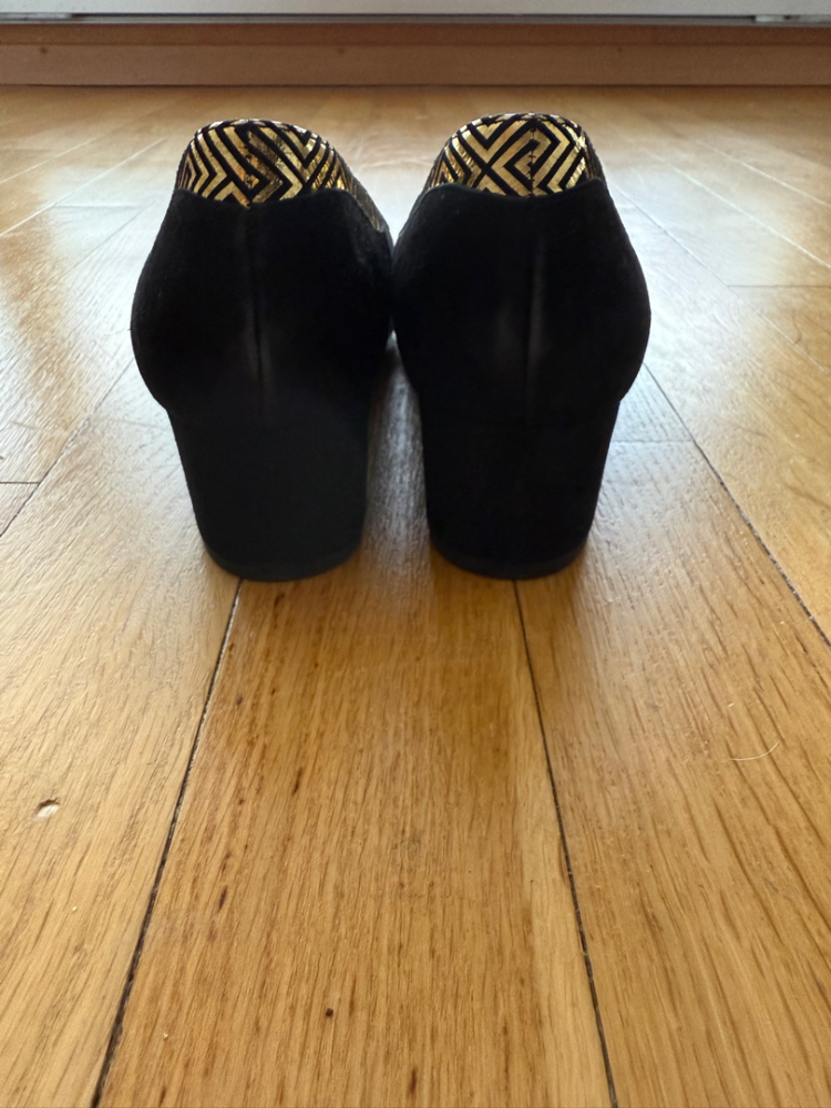 Mellow Yellow Black and gold moccasins with small heels