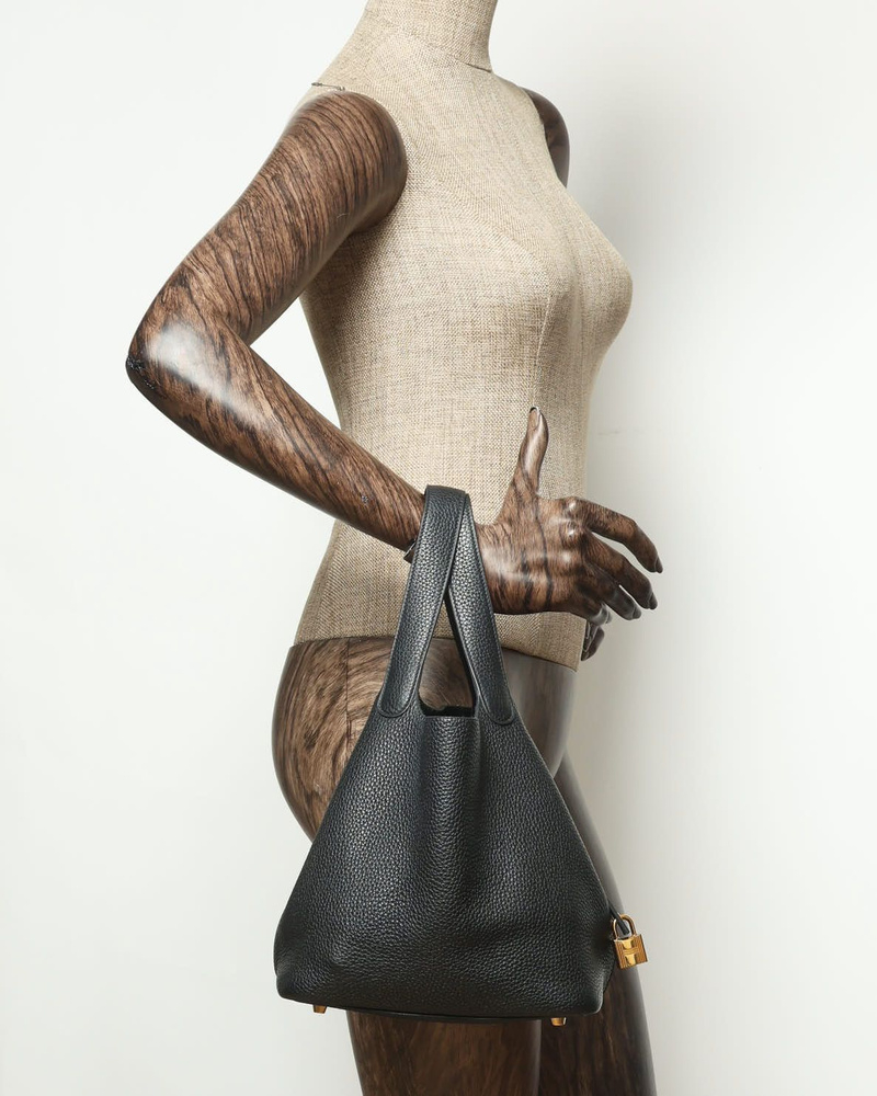 Hermès Clemence Picotin 22 Bag