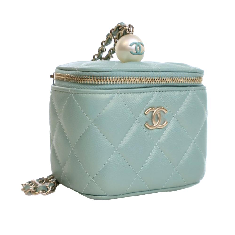 Chanel Green Mini Quilted Iridescent Caviar Pearl On Top Vanity Case With Chain Italy