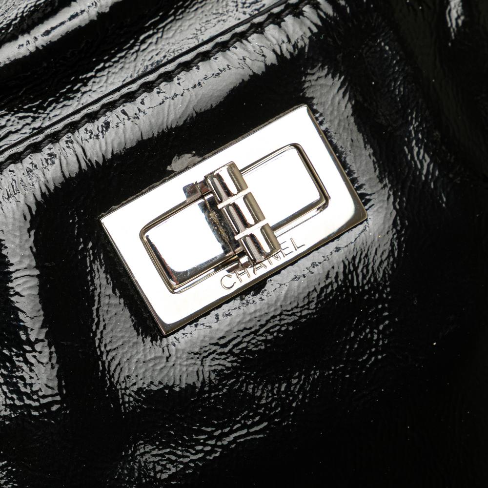 Chanel B Chanel Black Patent Leather Leather Patent Mademoiselle Lock Convertible Wrist Clutch France