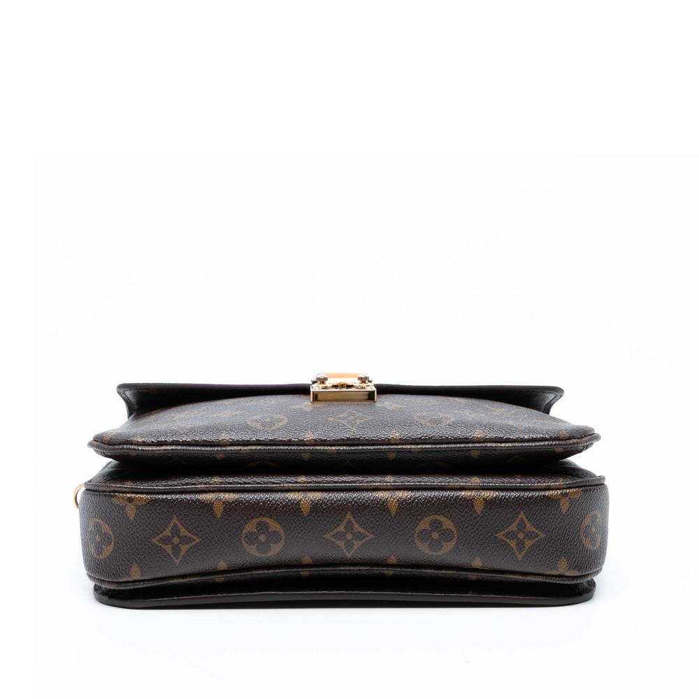 Louis Vuitton B Louis Vuitton Brown Monogram Canvas Fabric Monogram Pochette Metis United States