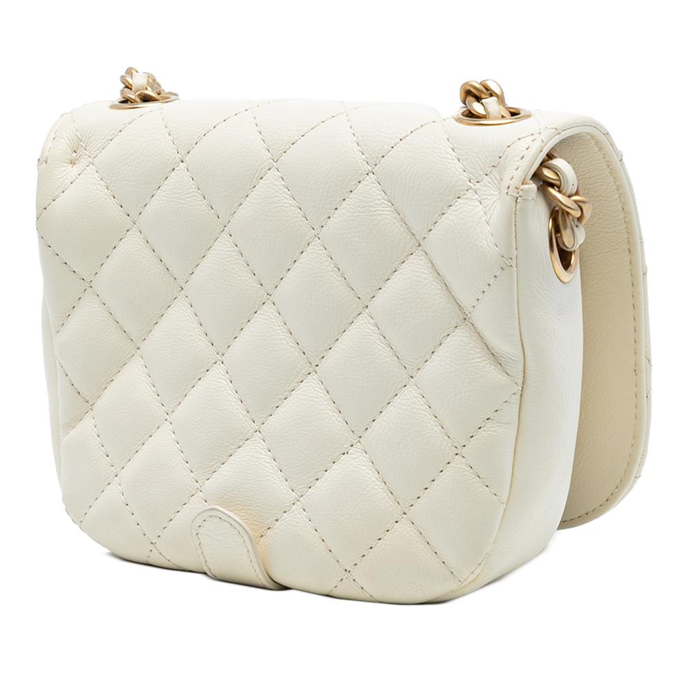 Chanel AB Chanel White Calf Leather Small CC Quilted skin Messenger Flap Italy