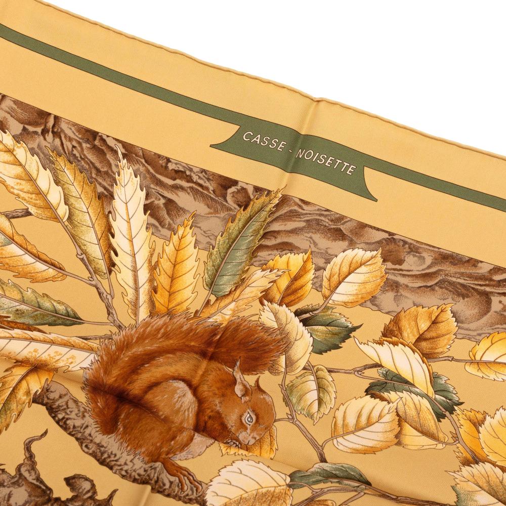 Hermès AB Hermès Brown Light Brown Silk Fabric Casse Noisette Scarf 90 France