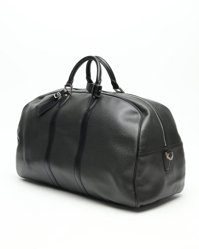 Louis Vuitton Taiga Kendall GM Weekend Bag