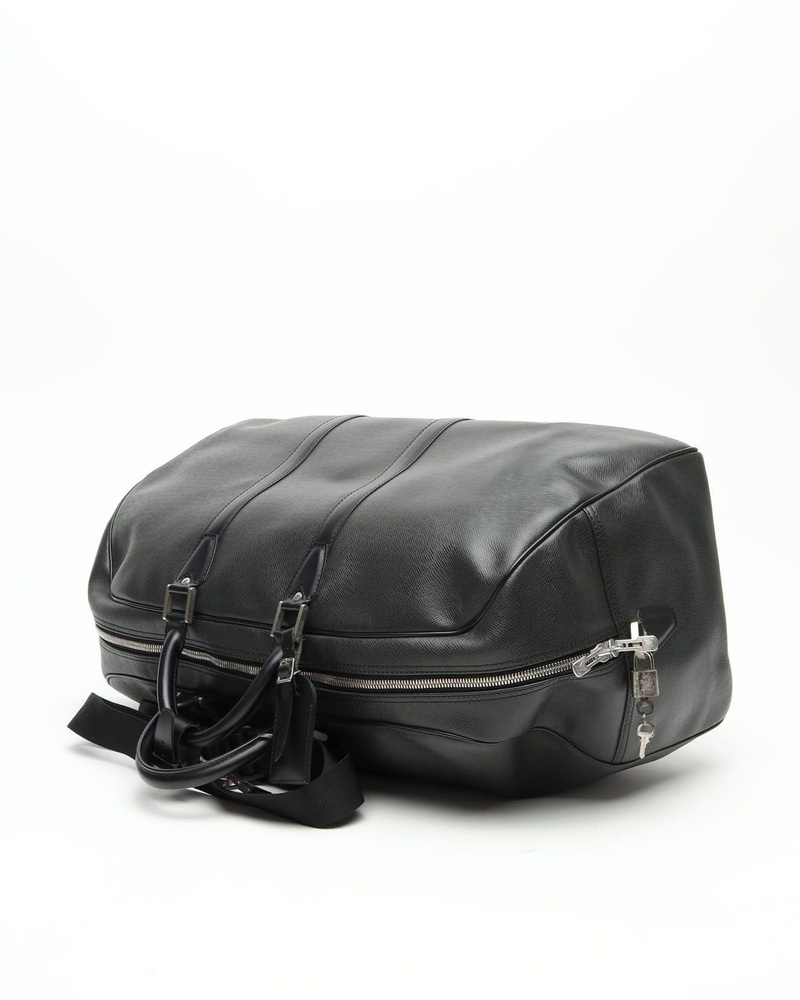 Louis Vuitton Taiga Kendall GM Weekend Bag