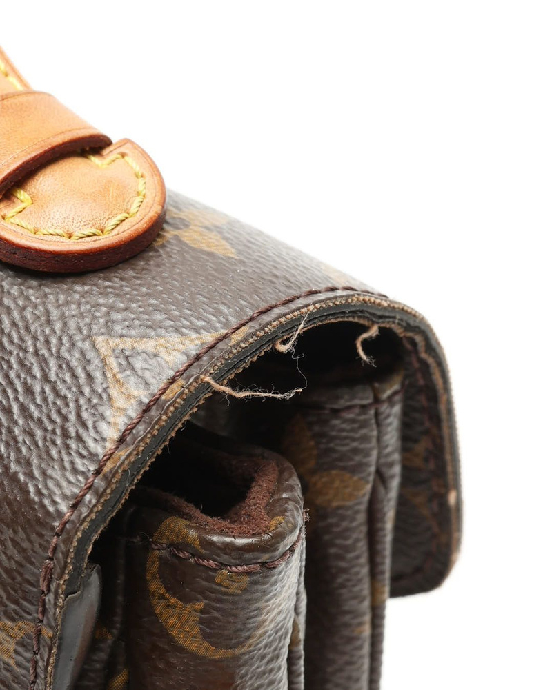 Louis Vuitton Monogram Pochette Metis Bag