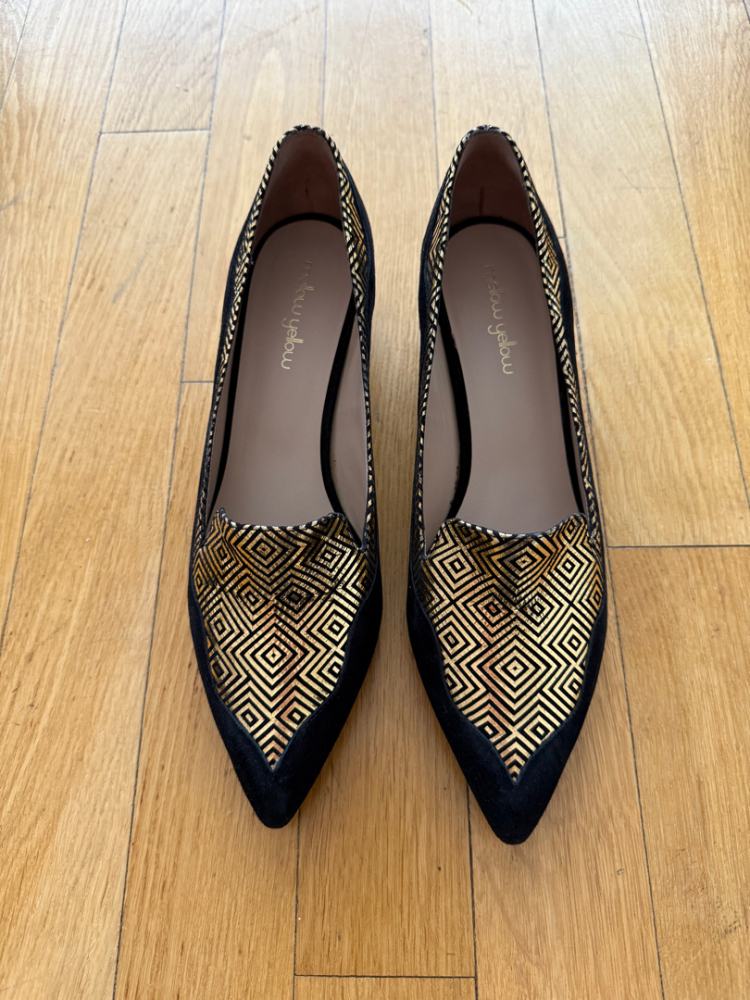 Mellow Yellow Black and gold moccasins with small heels