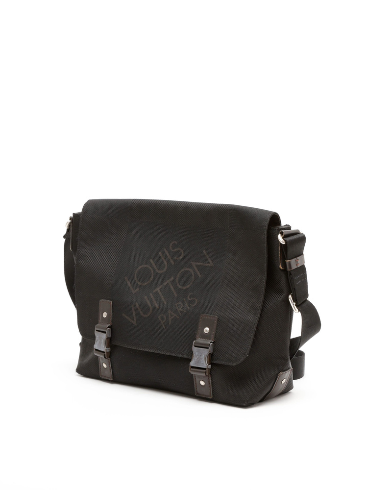 Louis Vuitton Damier Geant Loup Messenger Bag