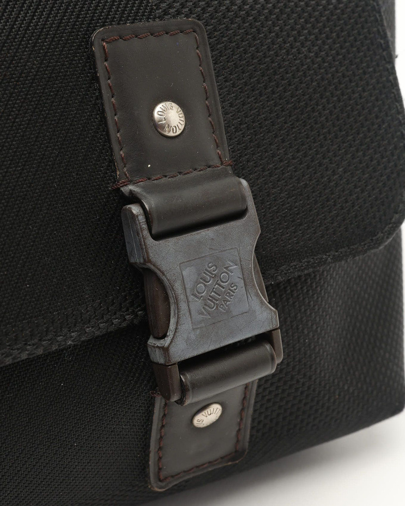 Louis Vuitton Damier Geant Loup Messenger Bag