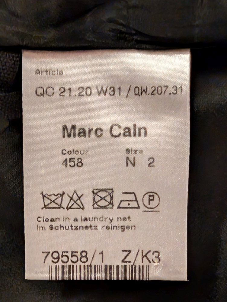 Marc Cain Robe soyeuse au sublime imprimé 34-36