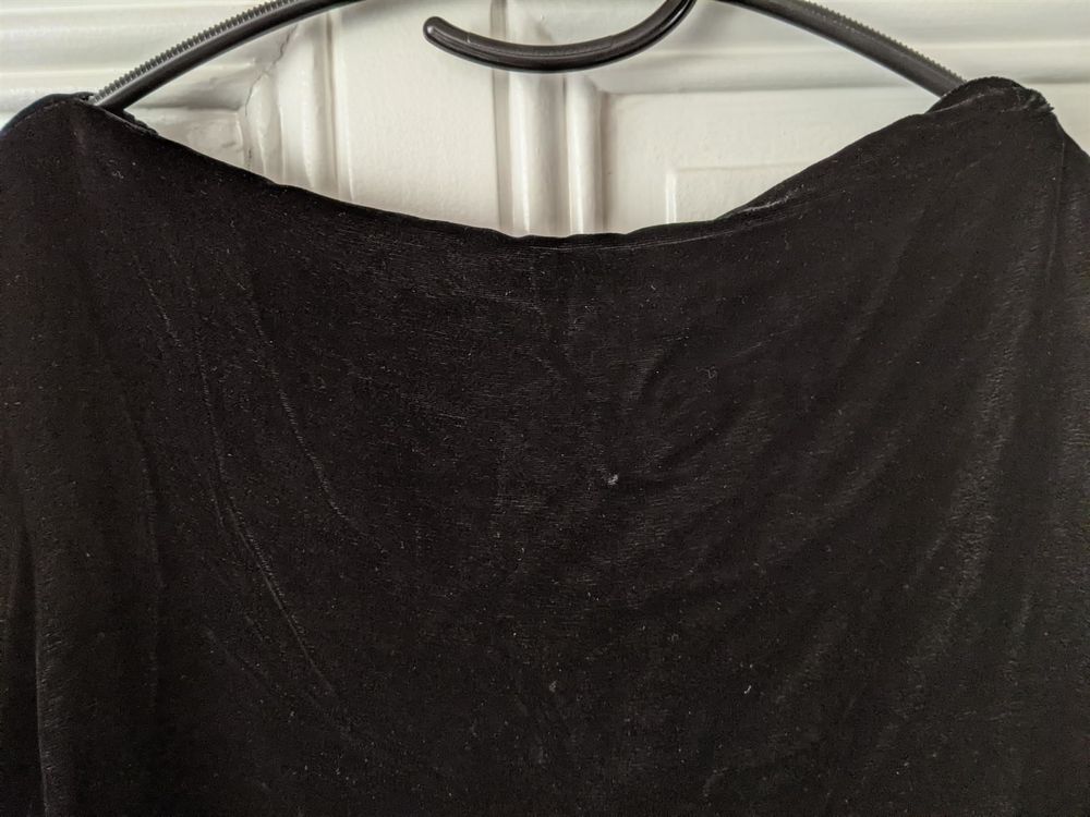 Cos Robe en velours de soie noir 42-44