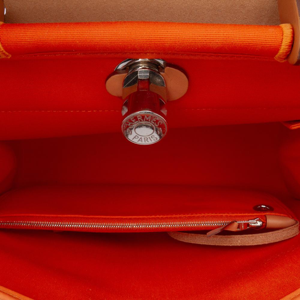 Hermès B Hermès Orange with Brown Canvas Fabric Toile Herbag Zip 31 France