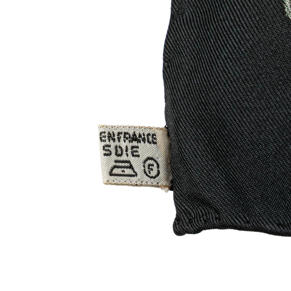 Hermès B Hermès White with Multi Silk Fabric Les Cles Scarf France