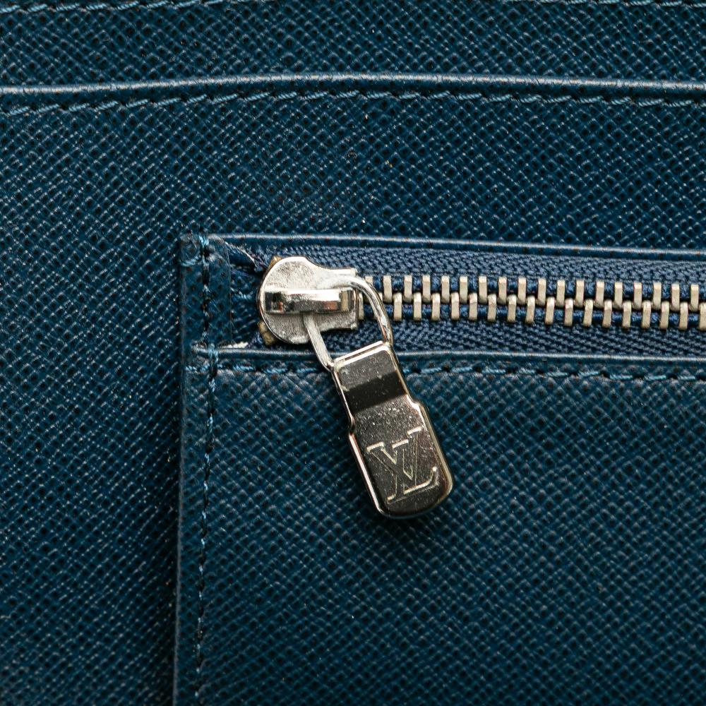 Louis Vuitton B Louis Vuitton Blue Navy Taiga Leather Leather Taiga Atoll Organizer France