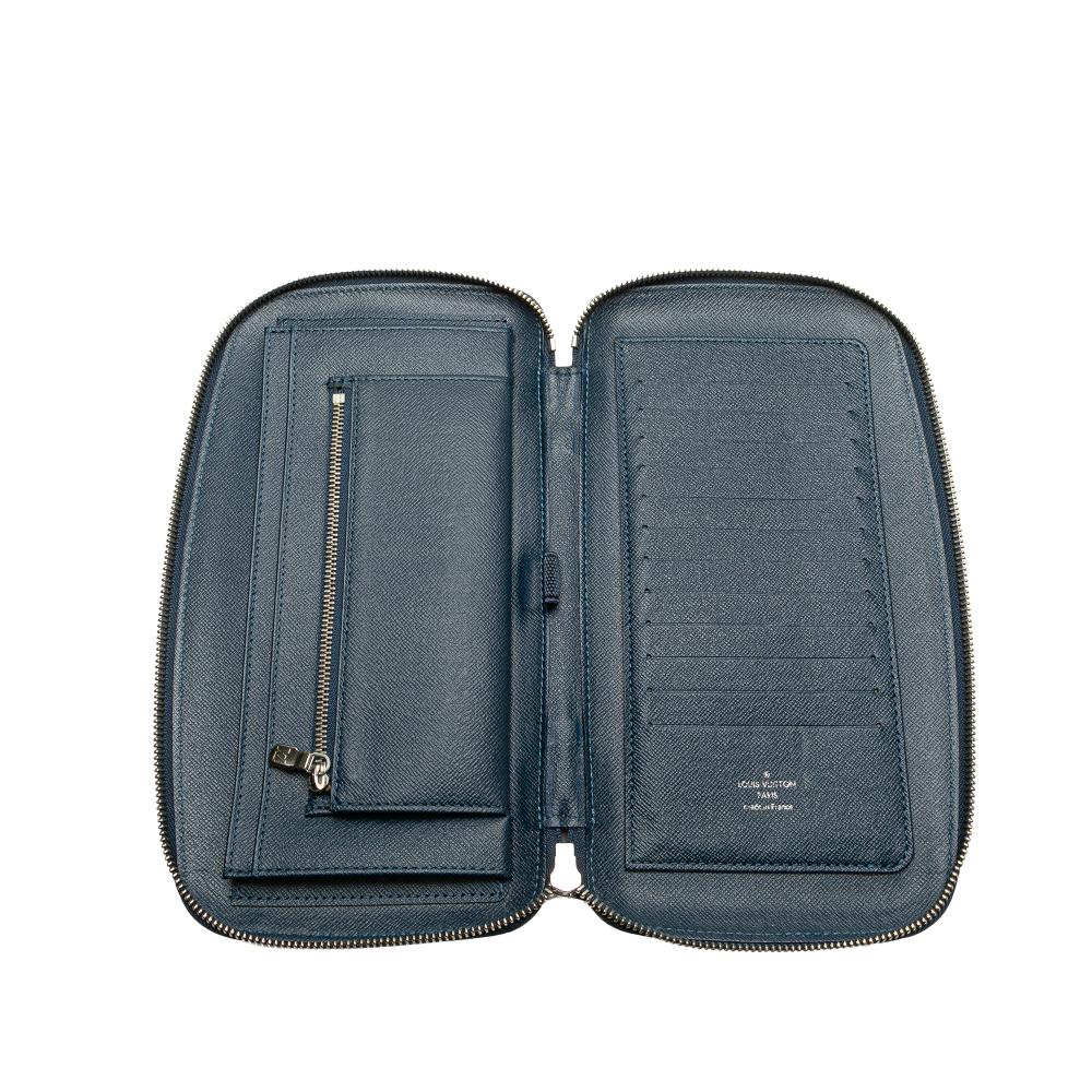 Louis Vuitton B Louis Vuitton Blue Navy Taiga Leather Leather Taiga Atoll Organizer France