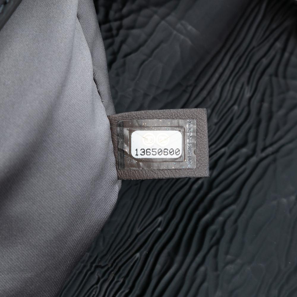 Chanel B Chanel Black Calf Leather XL CC Glazed Quilted skin Single Flap Italy