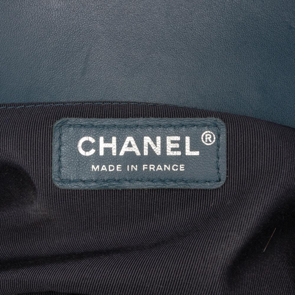 Chanel AB Chanel Blue Navy Calf Leather Old Medium Glazed skin Boy Flap France