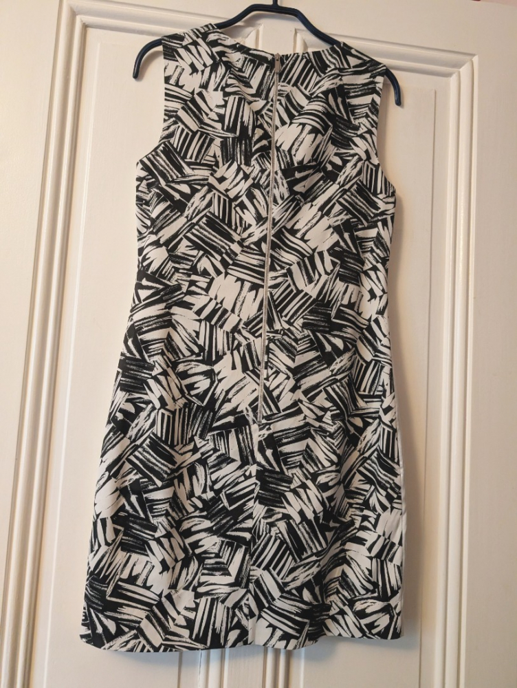 Karen Millen Black and cream satin dress 36