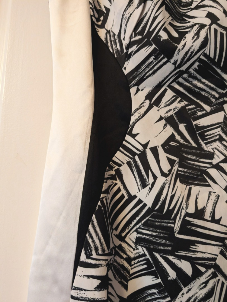 Karen Millen Black and cream satin dress 36