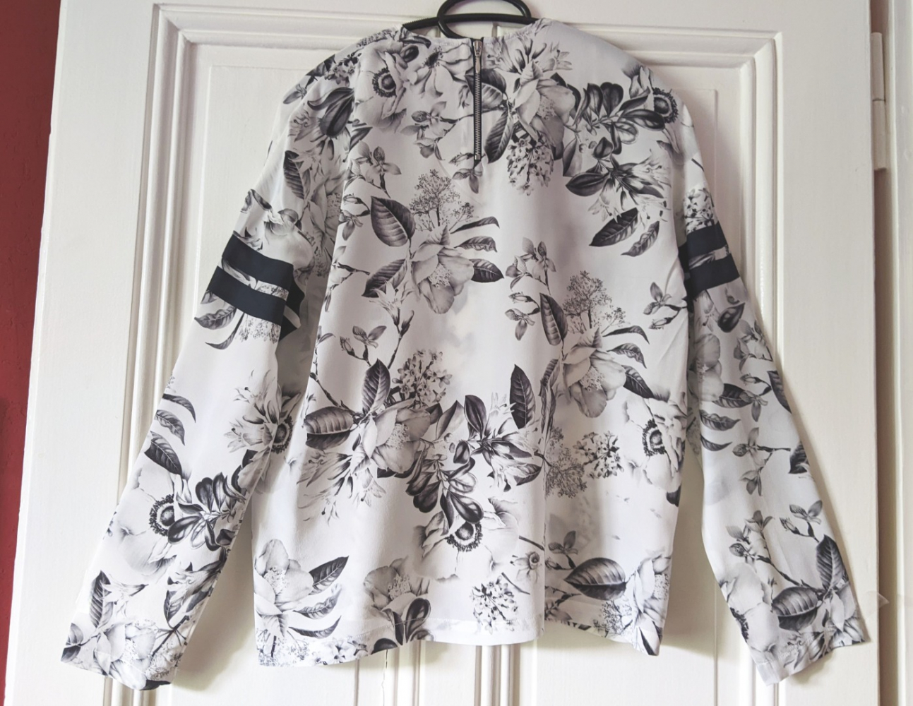 Roseanna Elegante Bluse schwarz/weiß 100% Seide 36-38