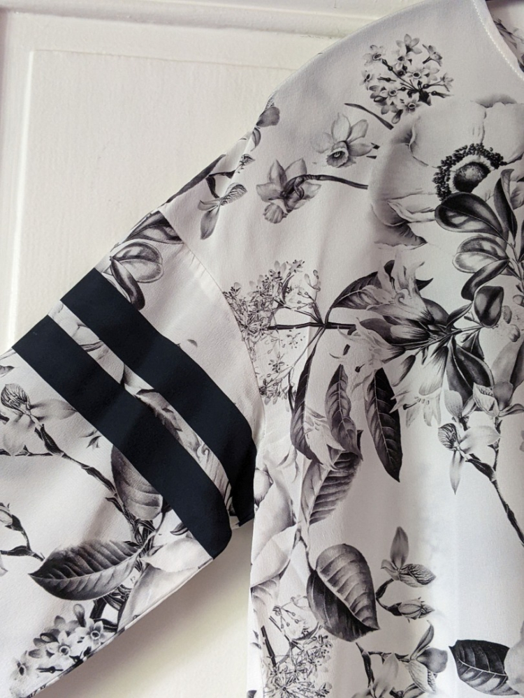 Roseanna Elegante Bluse schwarz/weiß 100% Seide 36-38