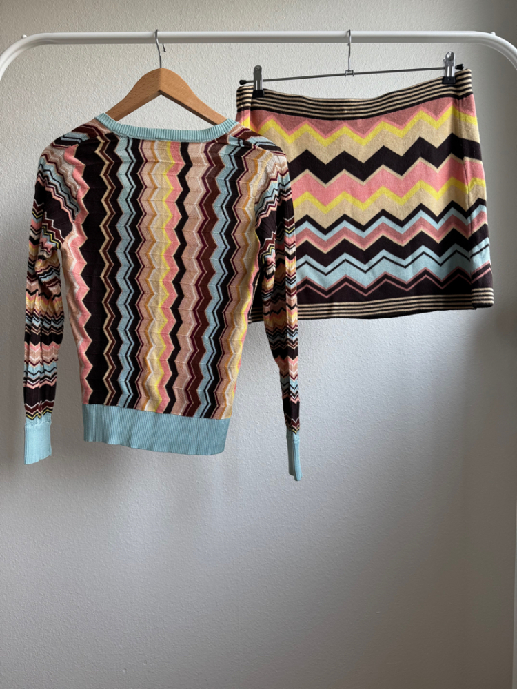 Missoni Ensemble : cardigan et jupe