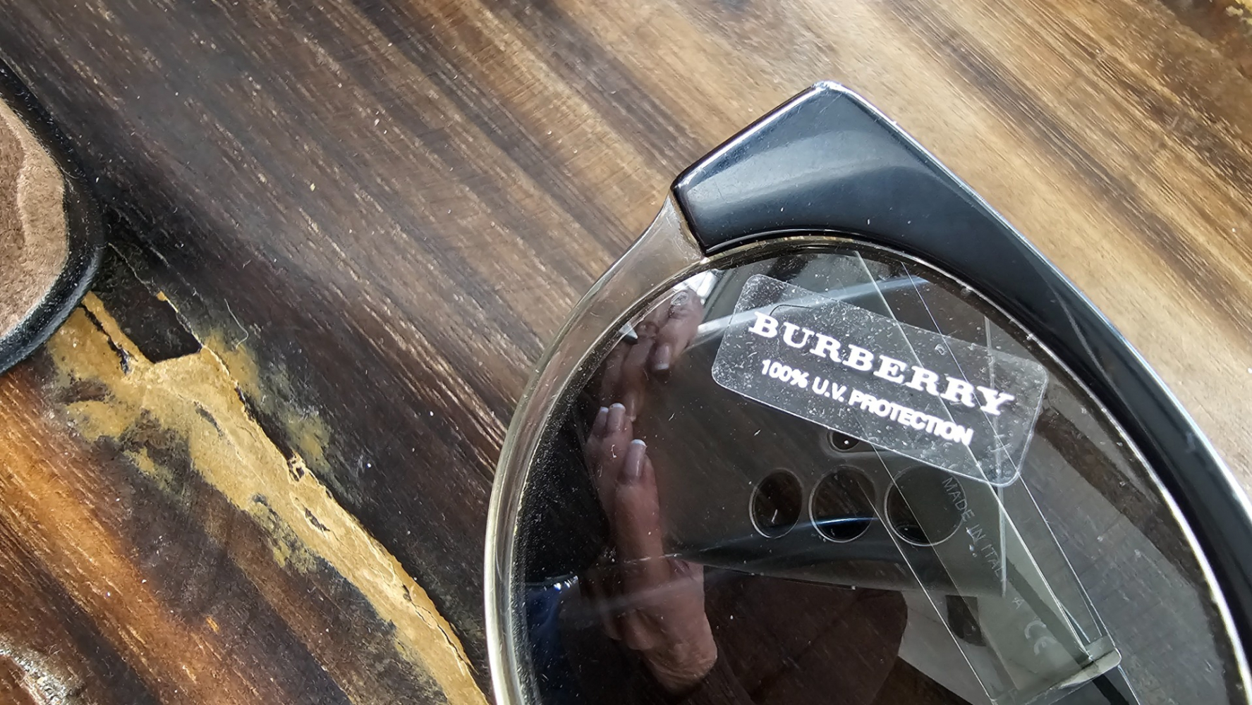 Burberry Sun UV protection