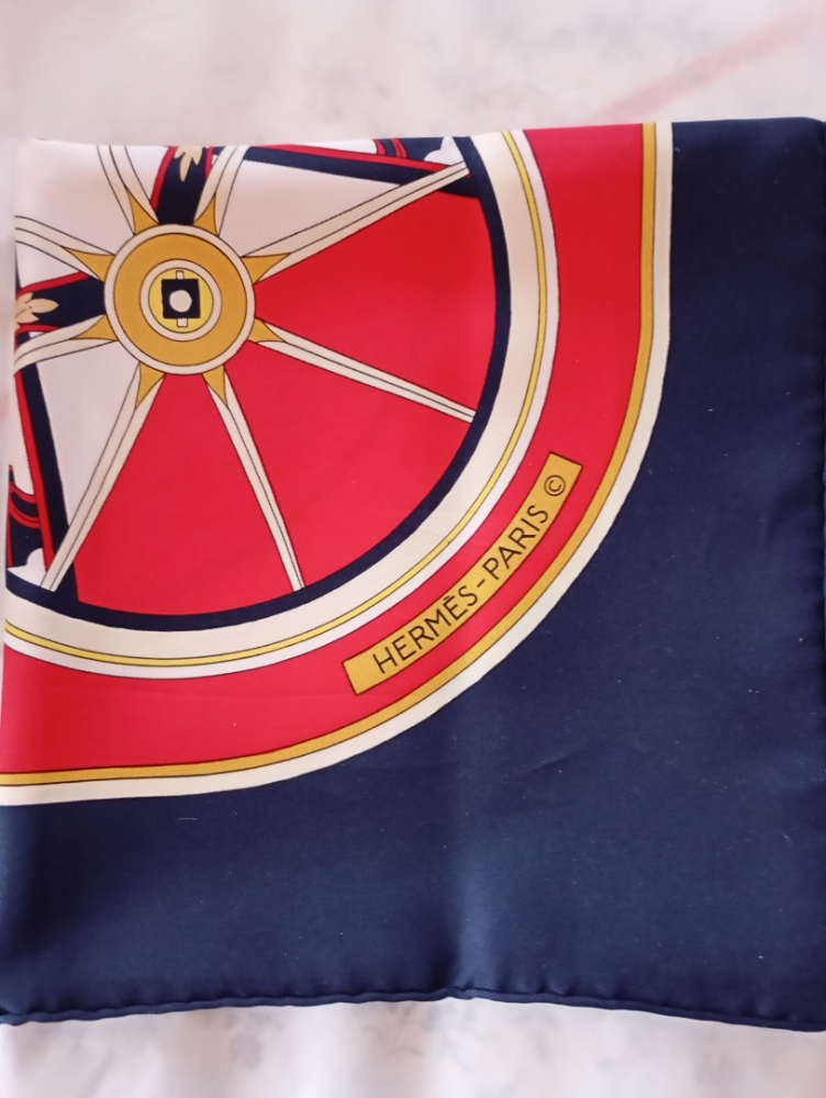 Hermès Foulard en soie Hermès vintage Washington's Carriage