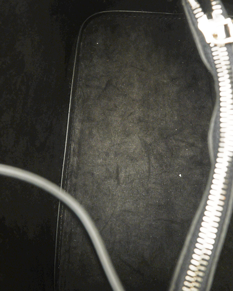 Louis Vuitton Epi NéoNoé MM Bag