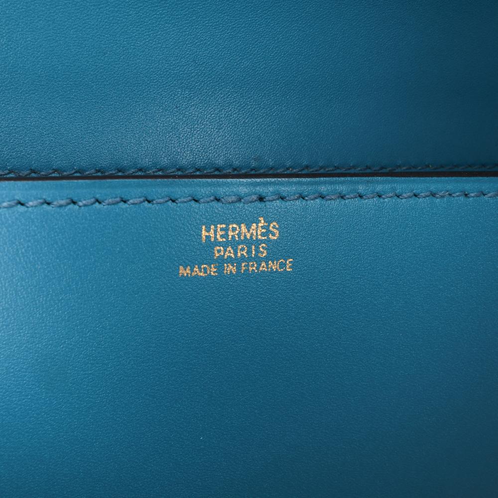 Hermès B Hermès Blue Peacock Calf Leather Tadelakt Medor Clutch 23 France