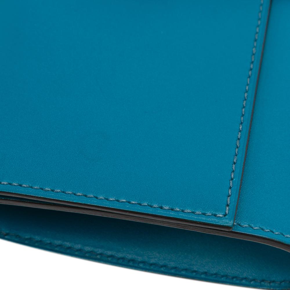 Hermès B Hermès Blue Peacock Calf Leather Tadelakt Medor Clutch 23 France